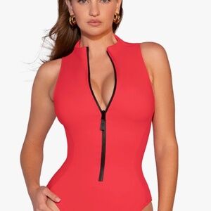 TA3 Surfy swimsuit in Red